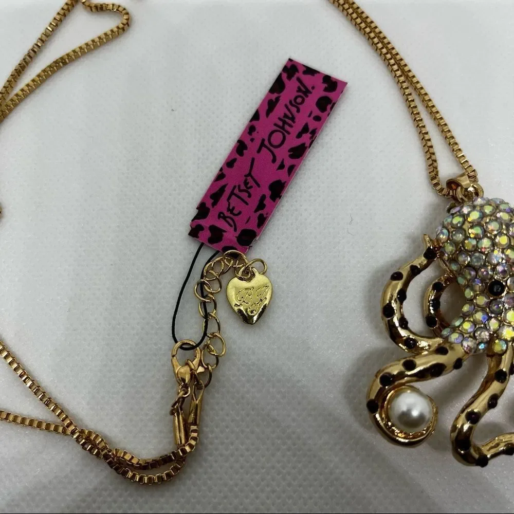 NECKLACE! Betsey Johnson Octopus Rhinestone & Pearl Pendant BNWT